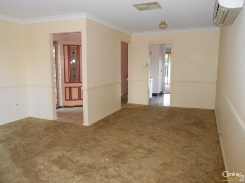 68 Best Street, Parkes NSW 2870