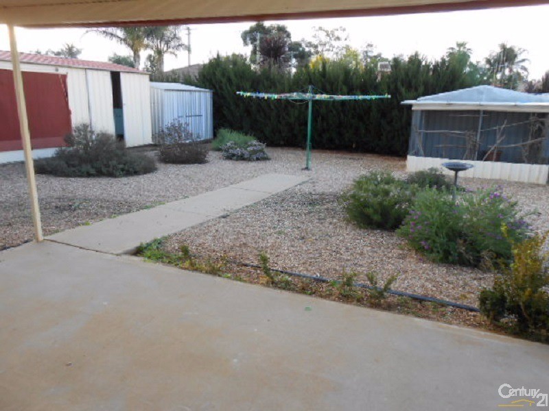 68 Best Street, Parkes NSW 2870