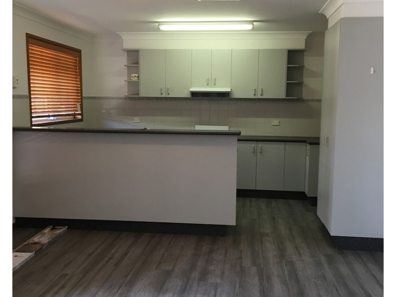 1/1 Cnr Want & Thornbury Street, Parkes NSW 2870