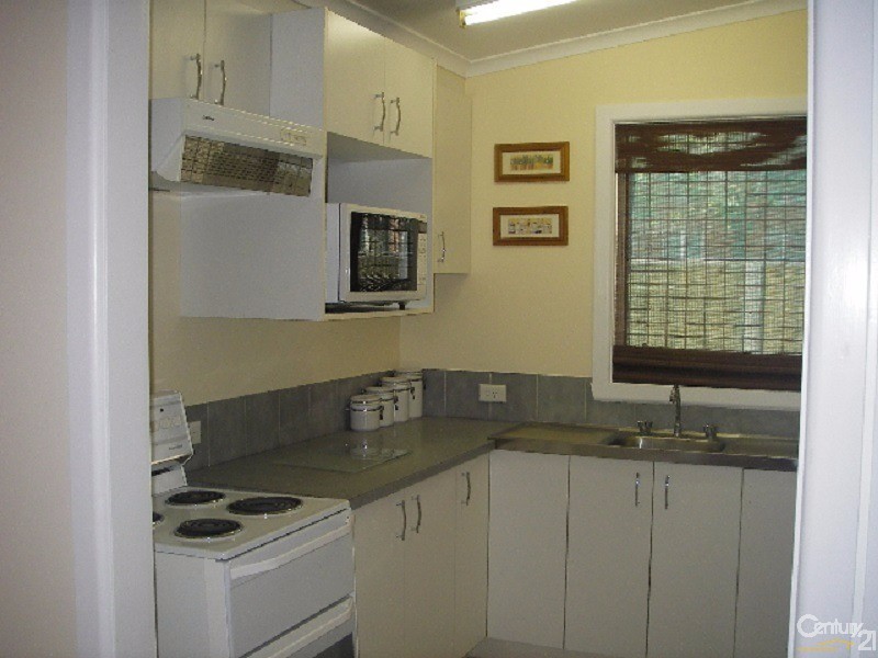 8  Welcome Street, Parkes NSW 2870
