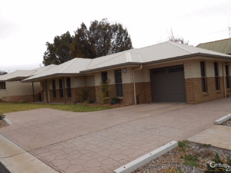 1/87 Clarinda Street, Parkes NSW 2870