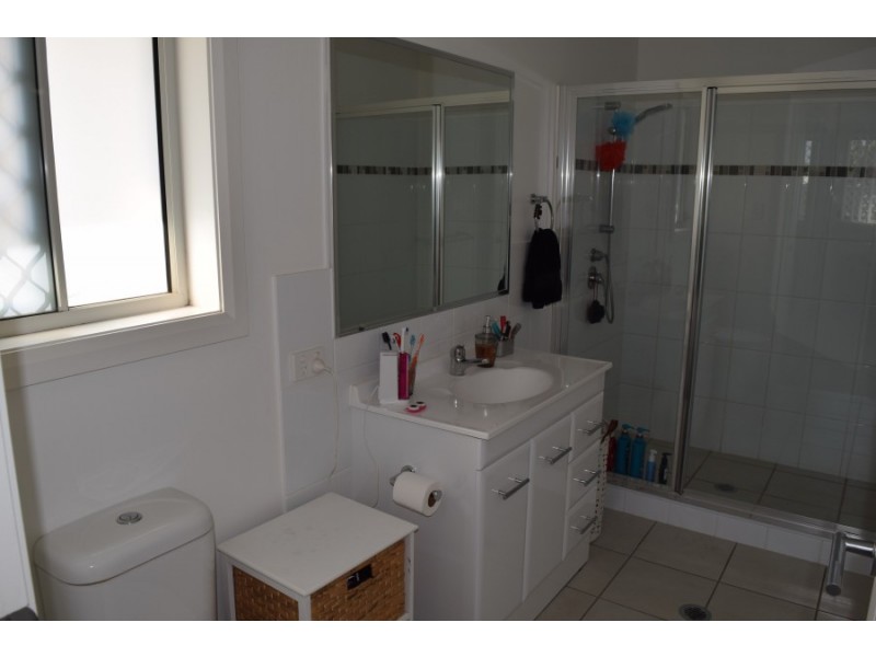 24 Warragrah Place, Parkes NSW 2870