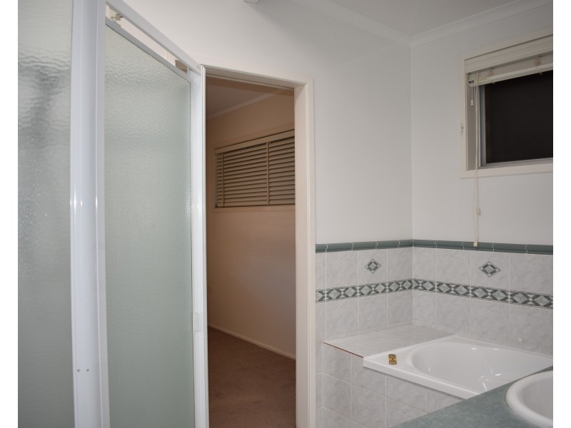 5  Lorking Street, Parkes NSW 2870