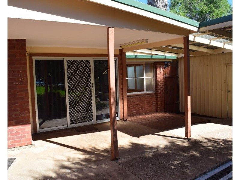 65  Hill Street, Parkes NSW 2870