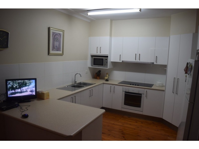 29 Pearce Street, Parkes NSW 2870