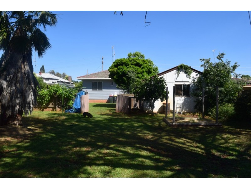 29 Pearce Street, Parkes NSW 2870