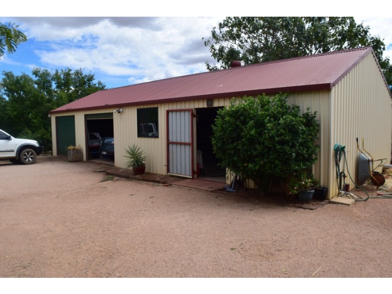 68-72 Thomas Street, Parkes NSW 2870