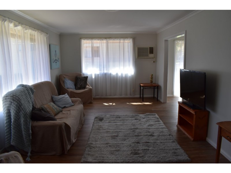 153  Currajong Street, Parkes NSW 2870