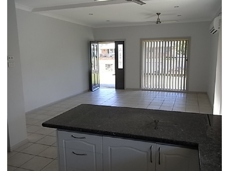 4A Marshall Place, Parkes NSW 2870
