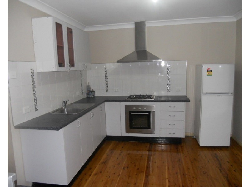 30 Gap Street, Parkes NSW 2870