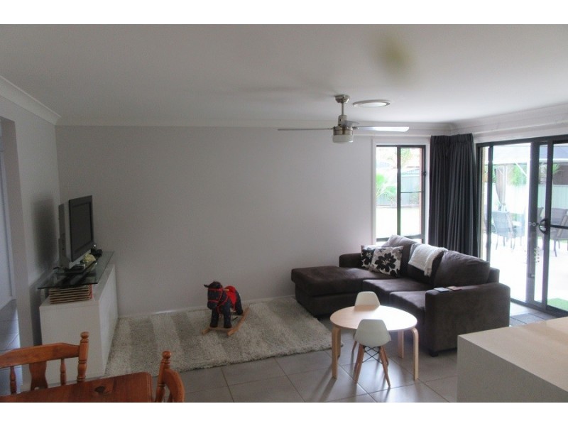 6 Avoca Place, Parkes NSW 2870