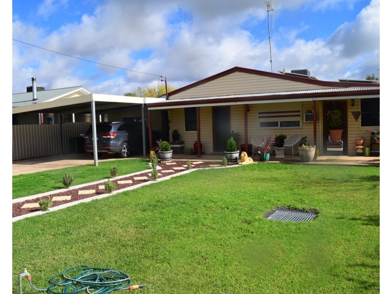 44 Station Street, Parkes NSW 2870