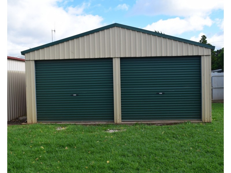 44 Station Street, Parkes NSW 2870