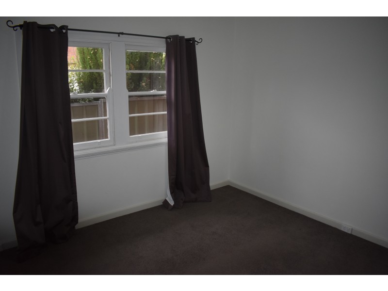 141 Currajong Street, Parkes NSW 2870