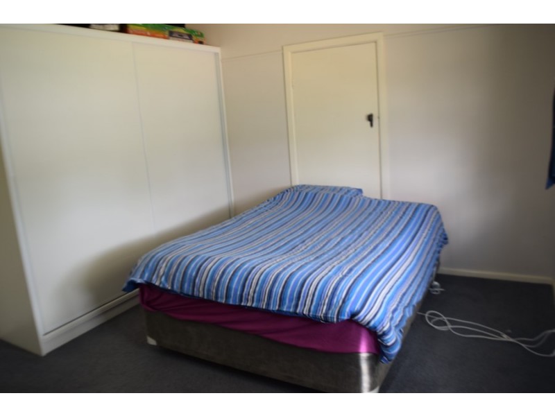 8 Peak Hill Road, Parkes NSW 2870