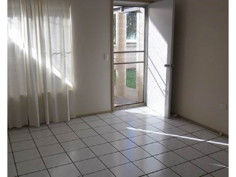 3/14 Metcalfe Street, Parkes NSW 2870