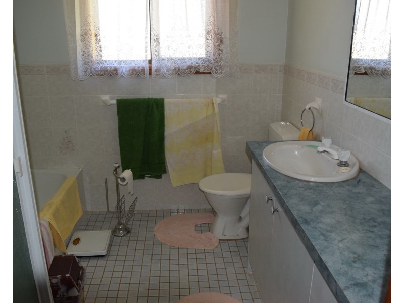 629 Henry Parkes Way, Parkes NSW 2870