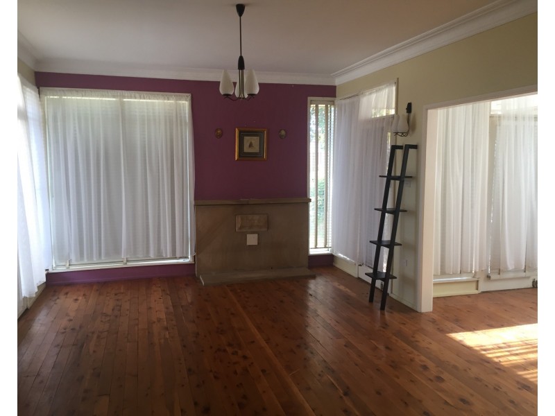 28 Weston Street, Parkes NSW 2870