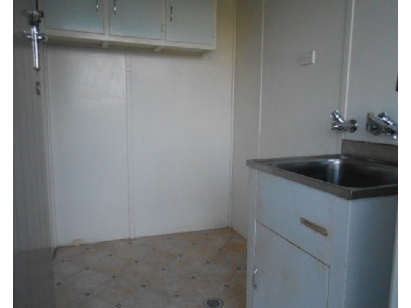 28 Weston Street, Parkes NSW 2870