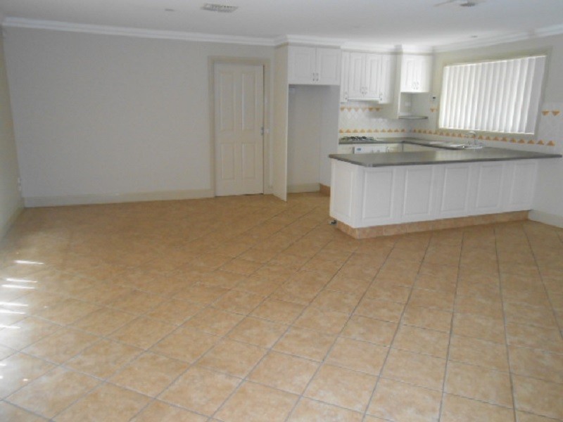 5/44 Brolgan Rd, Parkes NSW 2870