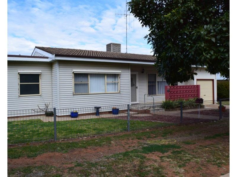 15 Victoria Street, Parkes NSW 2870