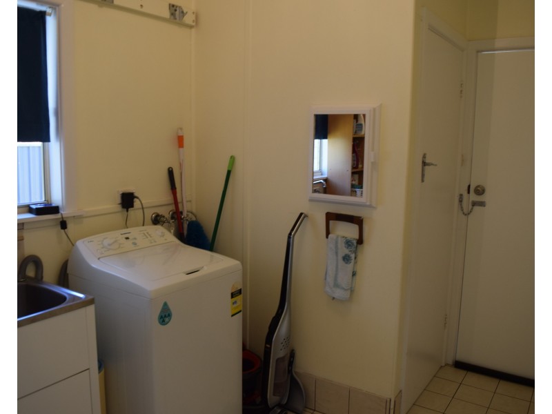 15 Victoria Street, Parkes NSW 2870