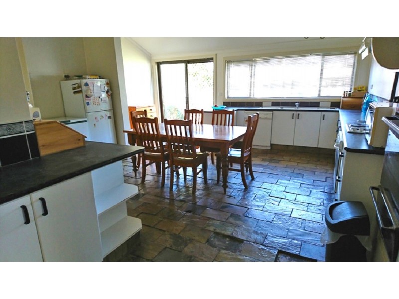 24 Parkes Street, Trundle NSW 2875