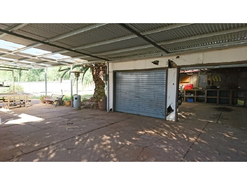 24 Parkes Street, Trundle NSW 2875