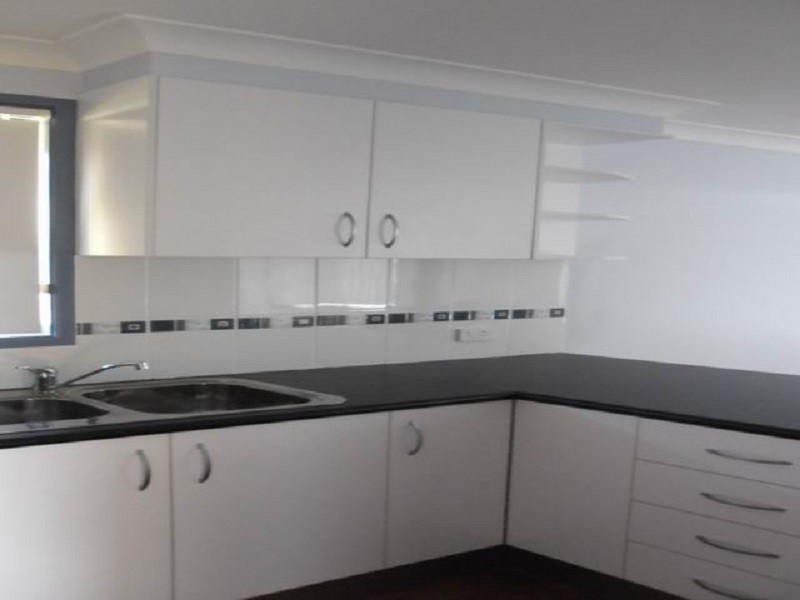 7 Bowditch Crescent, Parkes NSW 2870