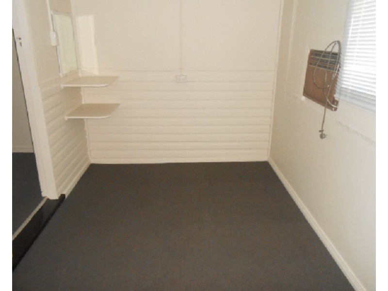 77 Hill Street, Parkes NSW 2870