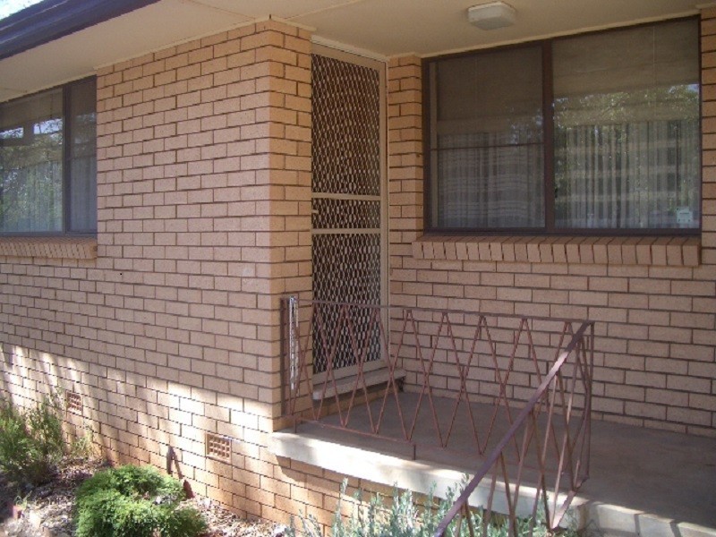 8/1 Phoenix Street, Parkes NSW 2870