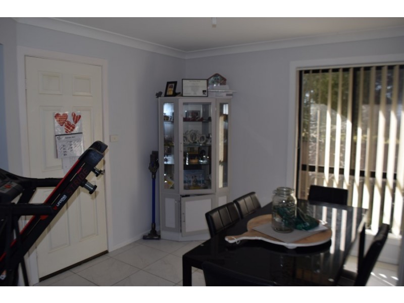9 Guillan Place, Parkes NSW 2870