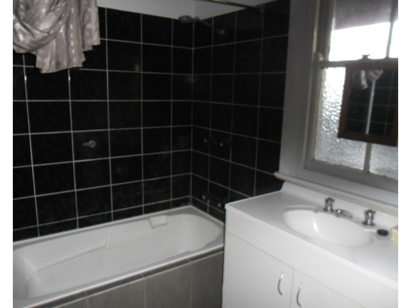 22 Cecile Street, Parkes NSW 2870