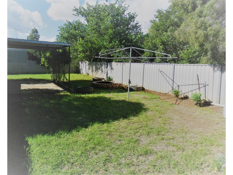 22 Cecile Street, Parkes NSW 2870