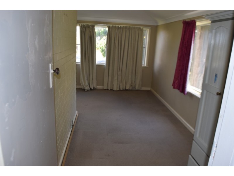 68 Orange Street, Parkes NSW 2870