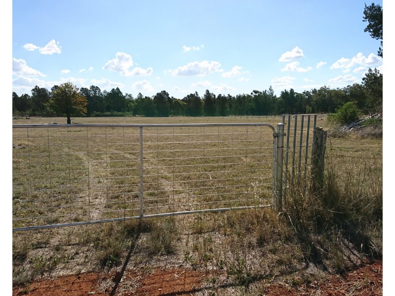 127-129 Long Street, Trundle NSW 2875