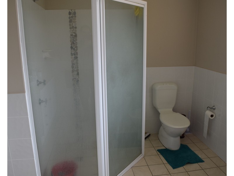 12 Noonan Street, Parkes NSW 2870