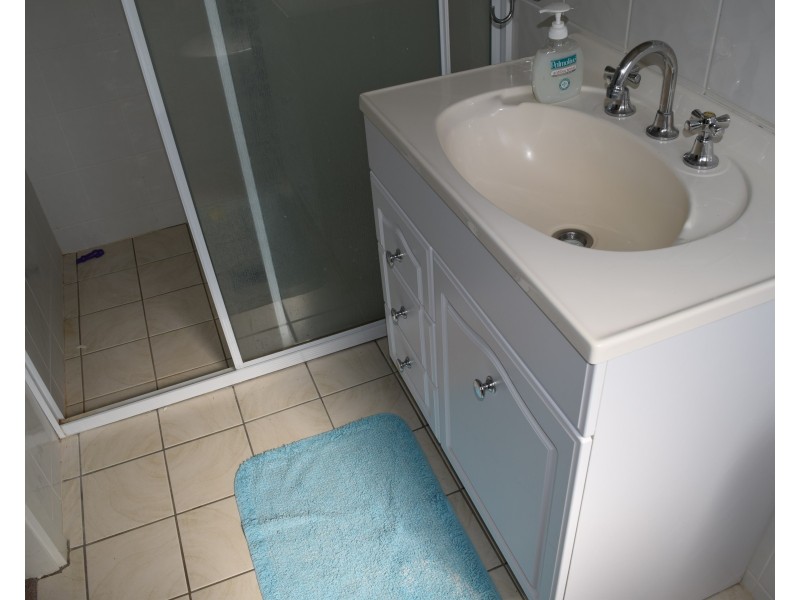 12 Noonan Street, Parkes NSW 2870