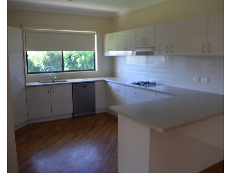 5 Koala Street, Parkes NSW 2870