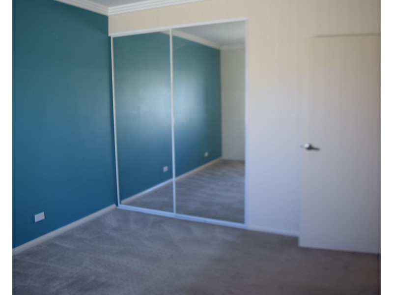 5 Koala Street, Parkes NSW 2870