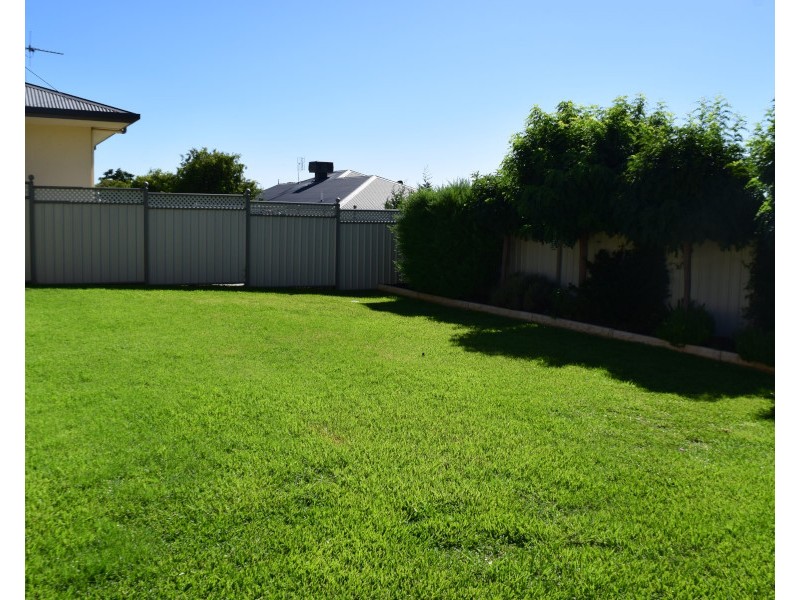 5 Koala Street, Parkes NSW 2870