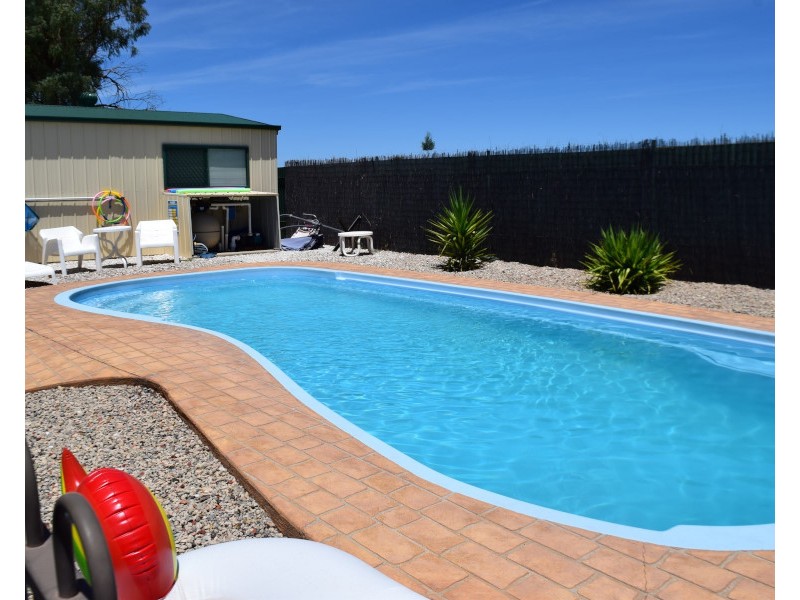 79 Woodward Street, Parkes NSW 2870