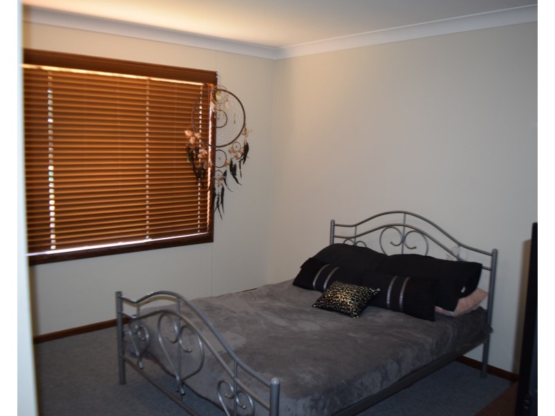 79 Woodward Street, Parkes NSW 2870