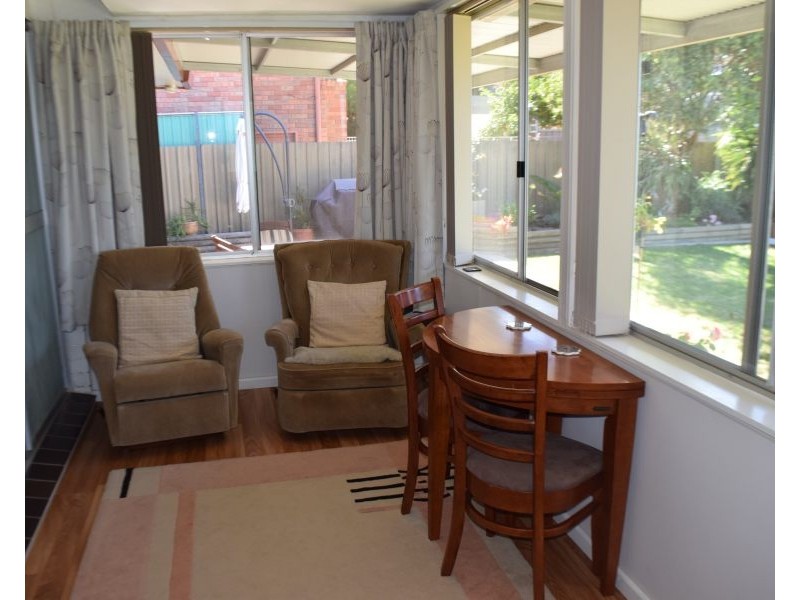 32  Barton Street, Parkes NSW 2870