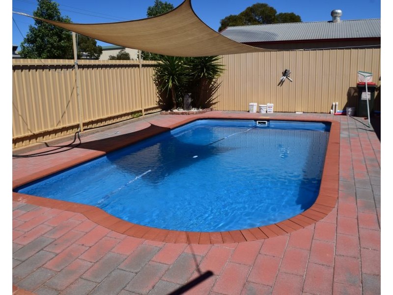 72 Forbes Road, Parkes NSW 2870