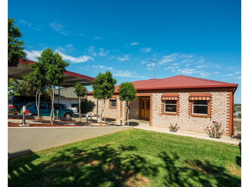 34 High Street, Parkes NSW 2870