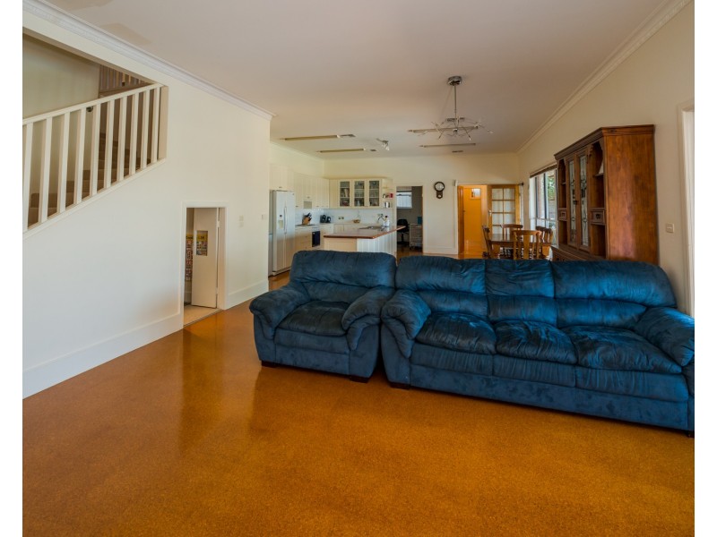 34 High Street, Parkes NSW 2870