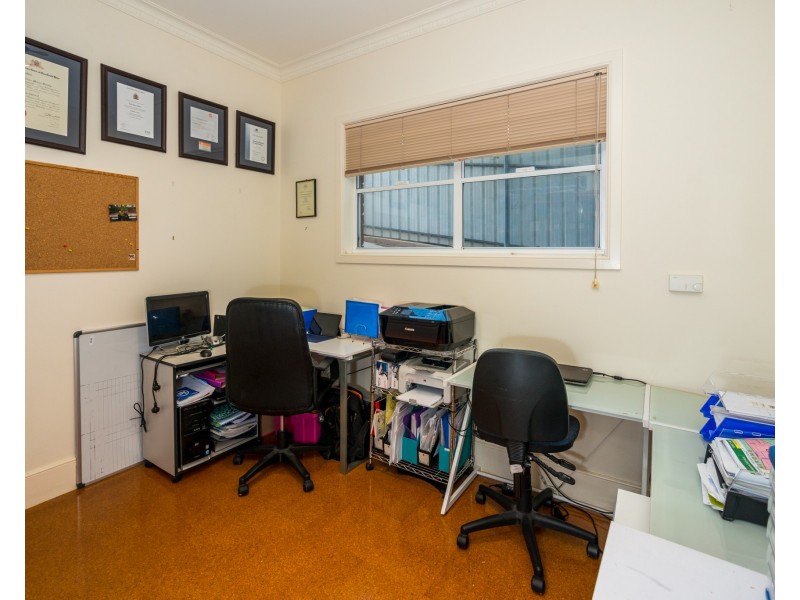 34 High Street, Parkes NSW 2870