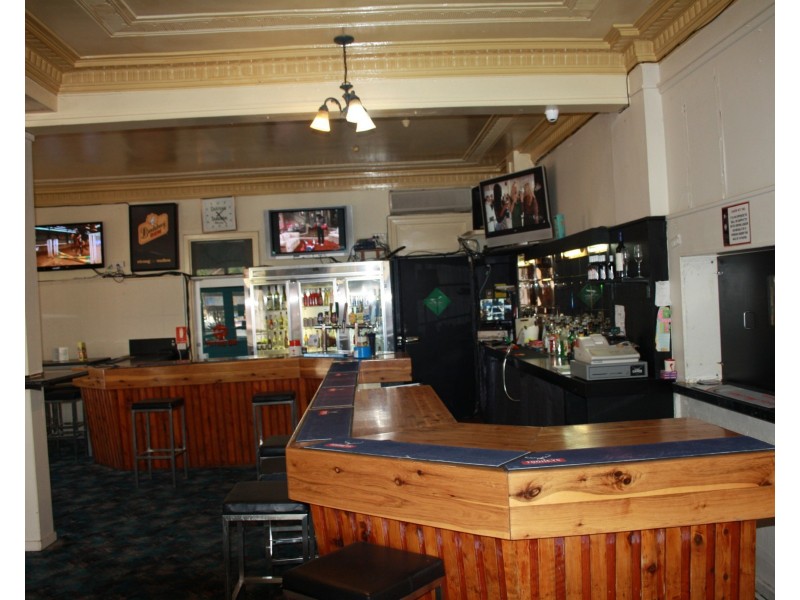 219-223 Clarinda Street, Parkes NSW 2870