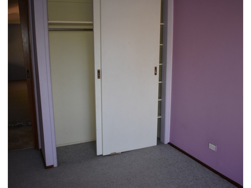 9 Carrington Street, Parkes NSW 2870